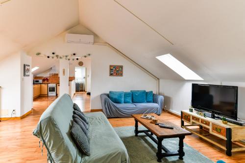 Appartement spacieux et lumineux - Centre - Bord Loire - Climatisation - Wifi - Tout Confort