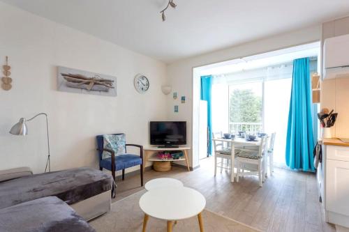 Chez Laurence - Élégant appartement climatisé avec wifi et parking