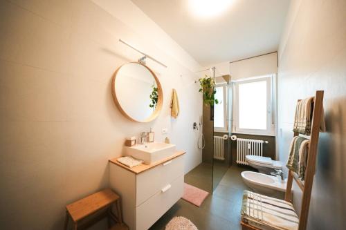 Entire flat, 1 minute walk from lake of Garda photo 3
