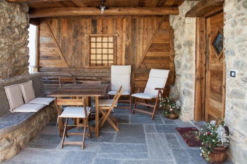 Patio nebo venkovní prostory v ubytování Souvenir De Tsaneli