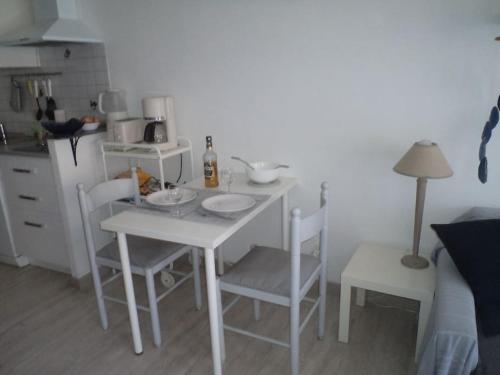 Studio ANTINEA 22 avec parking privé clim vue,mer