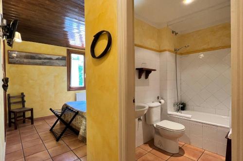 Bilik mandi di La Posada de San Millán