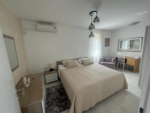 Three bedroom Apartmant with Sea View & Terrace - Angela's Apartments