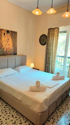 Cozy apartment in Acropolis with roof garden