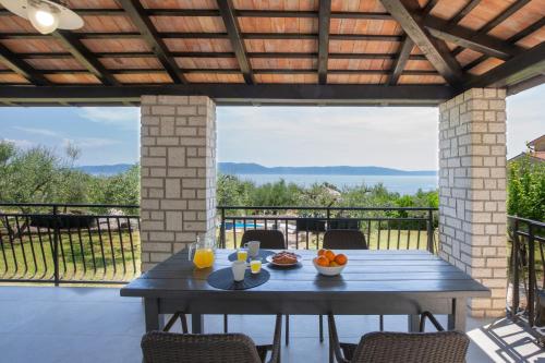 Holiday House Istria with Private pool and Sea View