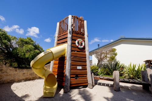 Ο χώρος παιχνιδιού για παιδιά στο BIG4 Middleton Beach Holiday Park