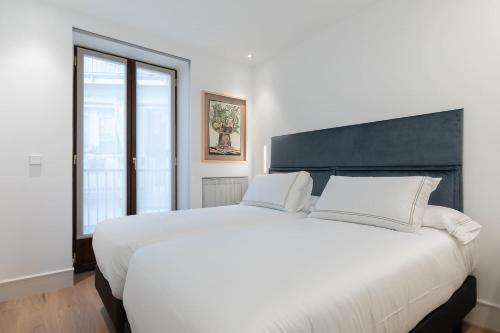 "The Whale" new, ac, design, spacious City Centre