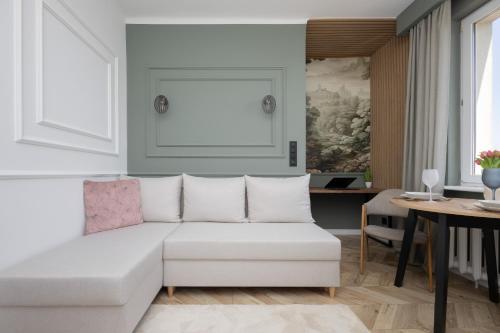 Elegancki Apartament dla 4 osób w Warszawie by Noclegi Renters