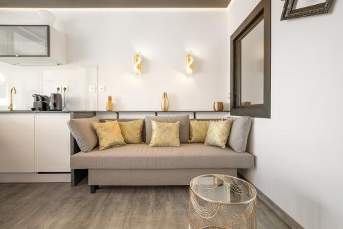 Golden Luxury House