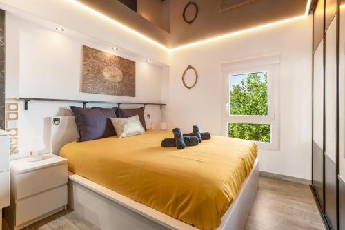 Golden Luxury House