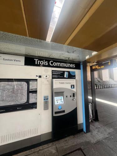 Gambar di galeri bagi Un charmant studio près tramway di Thiais