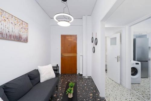 Sea Breeze 2 bedroom Apartment - 10 min walk to beach