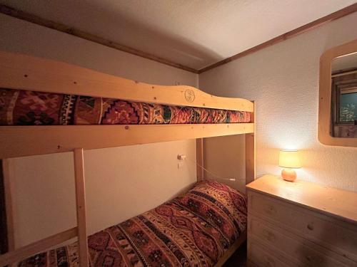 Appartement cosy 5 pers à 20m des pistes et commerces, balcons, parking couvert