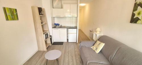 Joli studio cosy design , 4 pers, parking