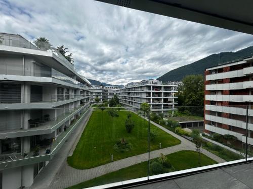 Family apartment, near the beach whit private park