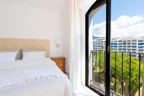 Jardines Puerto Banús - Elegance and Comfort in Marbellas Heart