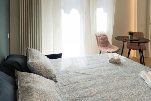 BOS1 - [Central Station] • New Chic Apartment •