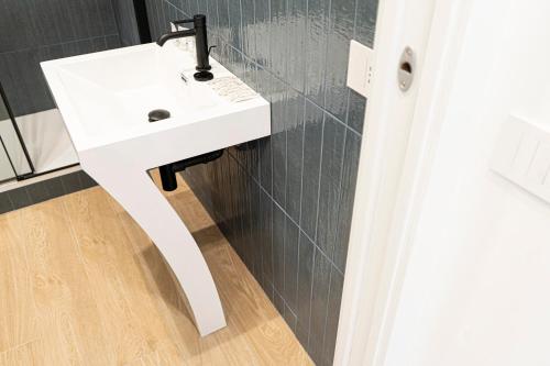 BOS1 - [Central Station] • New Chic Apartment •