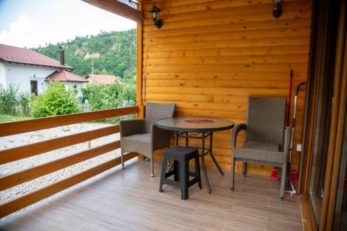 Balkón nebo terasa v ubytování Sweet Home Visoko FREE PARKING, AC, RENT A CAR