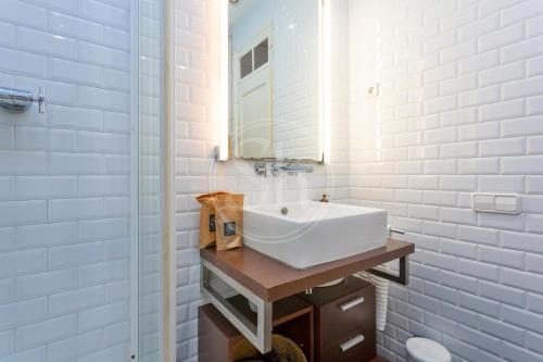 Modern flat near Sagrada Familia ideal for family