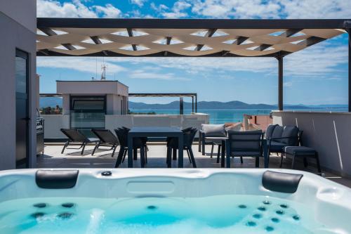 Skyline Serenity-Zadar's Premier Roof Terrace