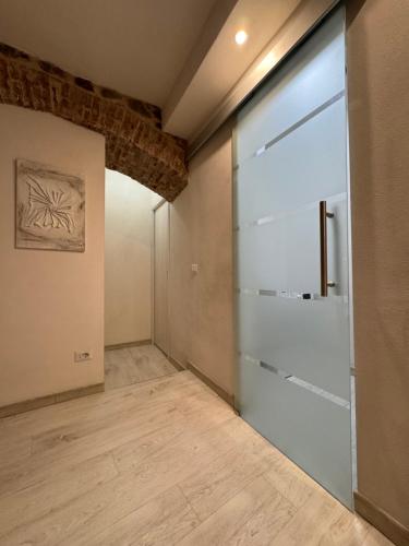 Ένα μπάνιο στο Olinad rooms
