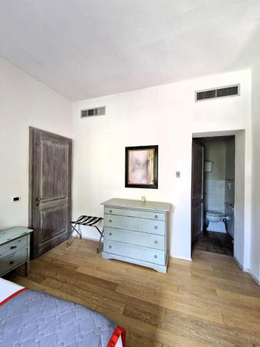 Ένα ή περισσότερα κρεβάτια σε δωμάτιο στο Borgo Dolciano