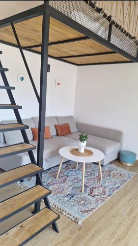 Aloft Apartment photo 2
