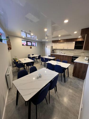 Kuchyň nebo kuchyňský kout v ubytování Hotel Boutique Adam