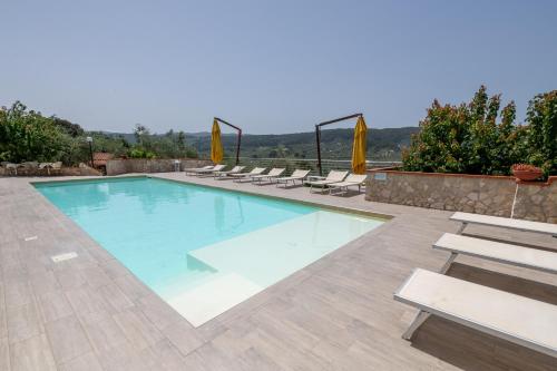 Πισίνα στο ή κοντά στο Villa di Pasquale