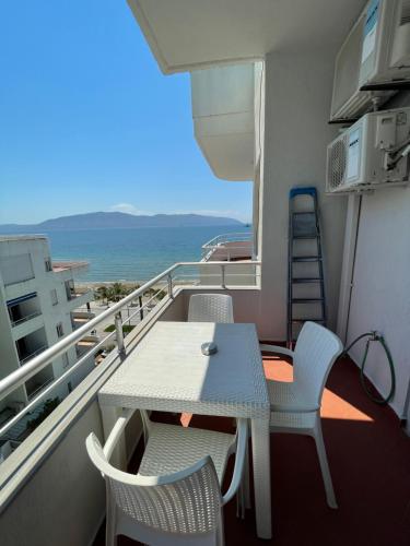 Belleview Apartment 7