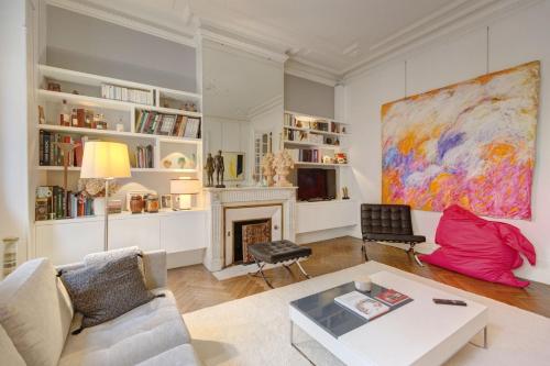 GuestReady - Sunny Haven in the Heart of Bordeaux