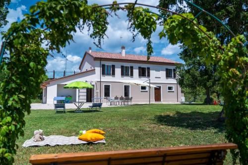 Zahrada ubytování Casale Passalacqua Pesaro by Yohome
