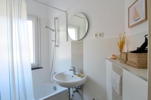 Koupelna v ubytování Ferienwohnung Strandluft - Niendorf Ostsee