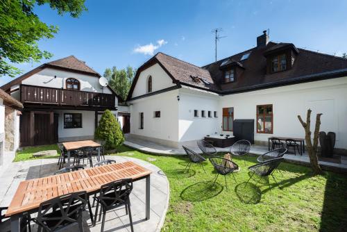 Budova, kde se hotel nachází