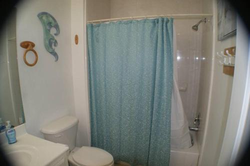 Ένα μπάνιο στο Mar Y Sol #6 LUXURIOUS CONDO 3 minute walk to beach access