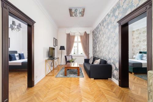 Main square - Old Town - Floriańska 47 Street