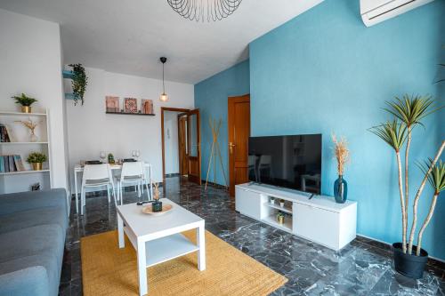 - Apartamento con Parking - QH Plaza San Isidro