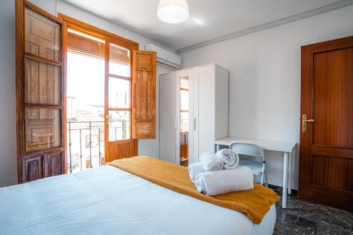 - Apartamento con Parking - QH Plaza San Isidro