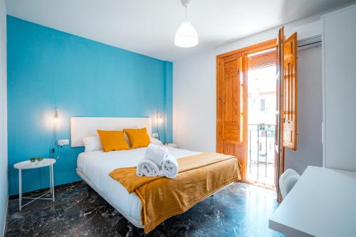 - Apartamento con Parking - QH Plaza San Isidro