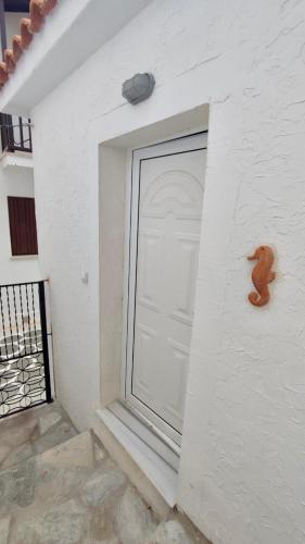 Azzuro Home
