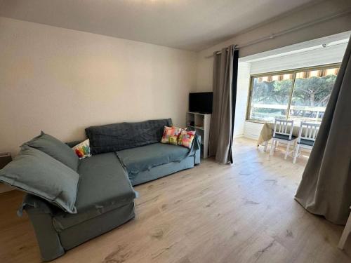 Résidence Marines D'aryana - Appartement refait à neuf 4 couchages proche plage dans résidence avec piscine MAE-8701