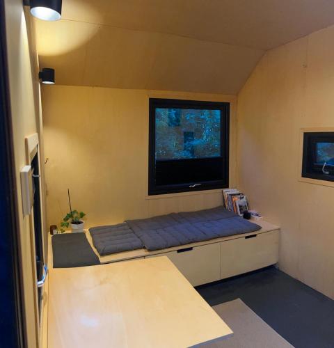 TV o dispositivi per l'intrattenimento presso Modern Tiny House