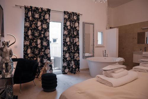 Kúpeľňa v ubytovaní The White Knight Premium Boutique Hotel