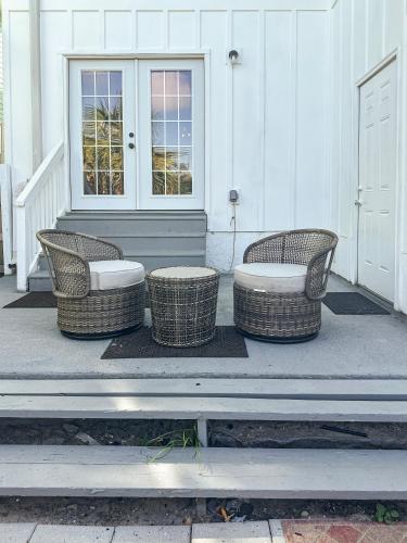 OceanView Oasis - Relax with Hot Tub, Breakfast, Fire Pit & Putting Green! photo 41