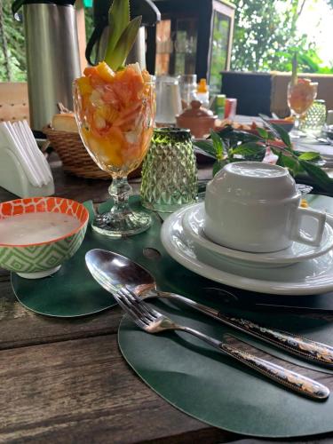 Makanan di atau berdekatan lodge