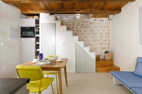 Baby Blue - ZF Hvar