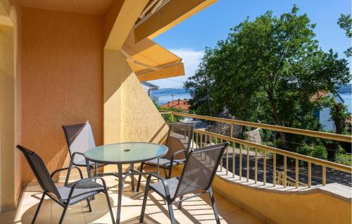 1 Bedroom Awesome Apartment In Dramalj