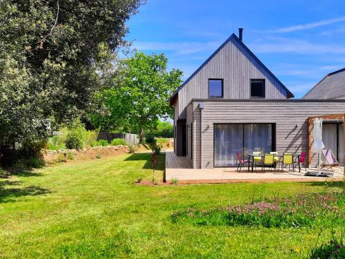 Maison 8 pers, calme, 300m du Golfe du Morbihan, grand jardin, proche activités et commerces - FR-1-639-104