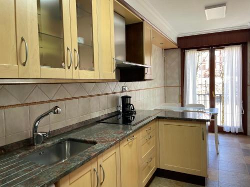 Η κουζίνα ή μικρή κουζίνα στο Erribera Etxie La Casa